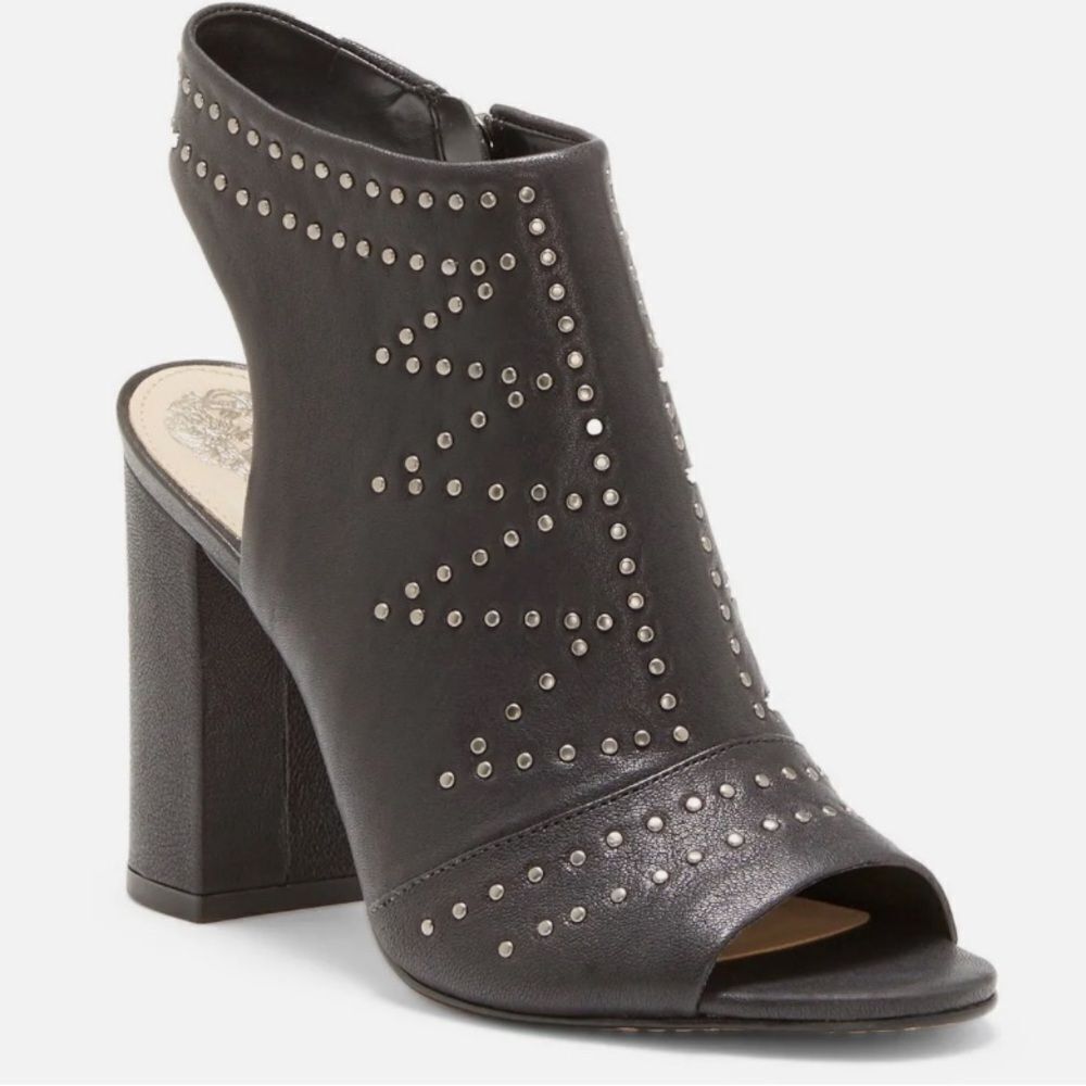 Vince Camuto Winelta Studded Black Heel Shoes Size 10.